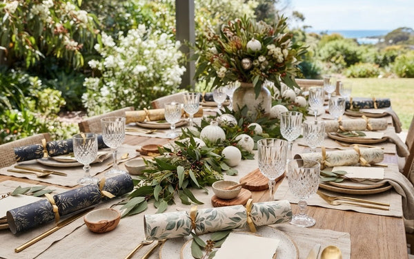 Christmas bon bons and festive Australian Christmas table setting