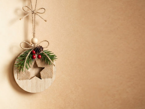 Natural & Green Christmas Decorations — Rustic Decor