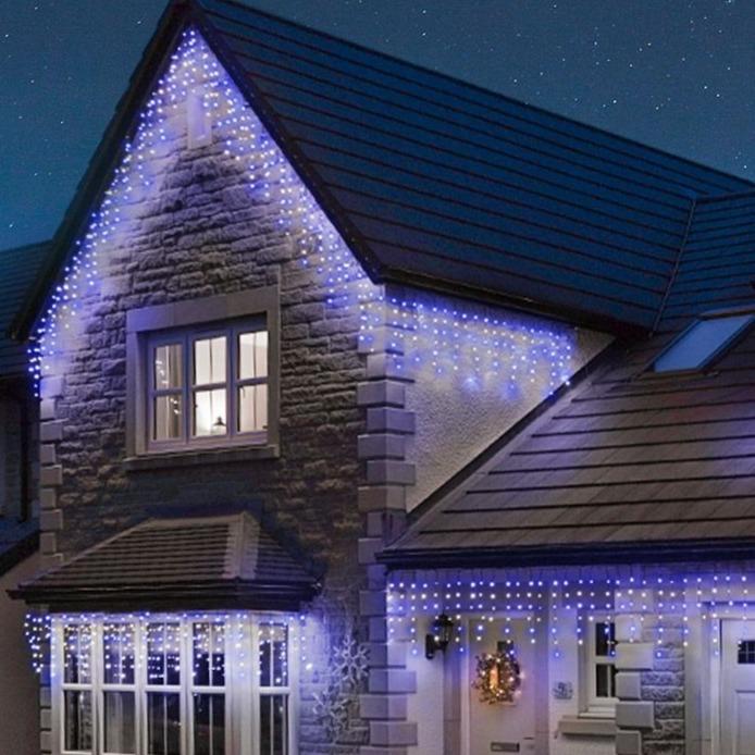 LED Blue-White Snowing Icicles (15.6m)