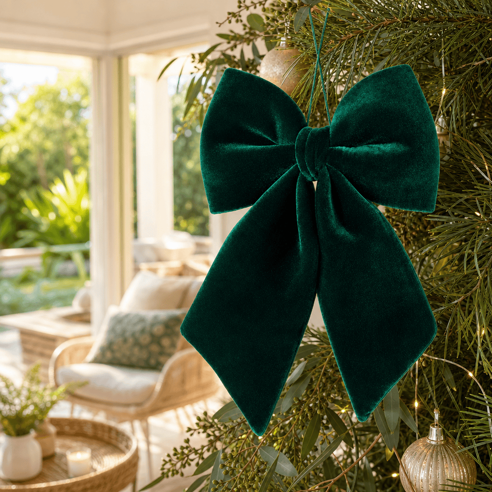 Green Luxe Velvet Bow (45cm)
