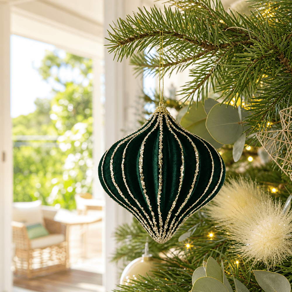 Green Lantern Flocked Bauble (12cm)