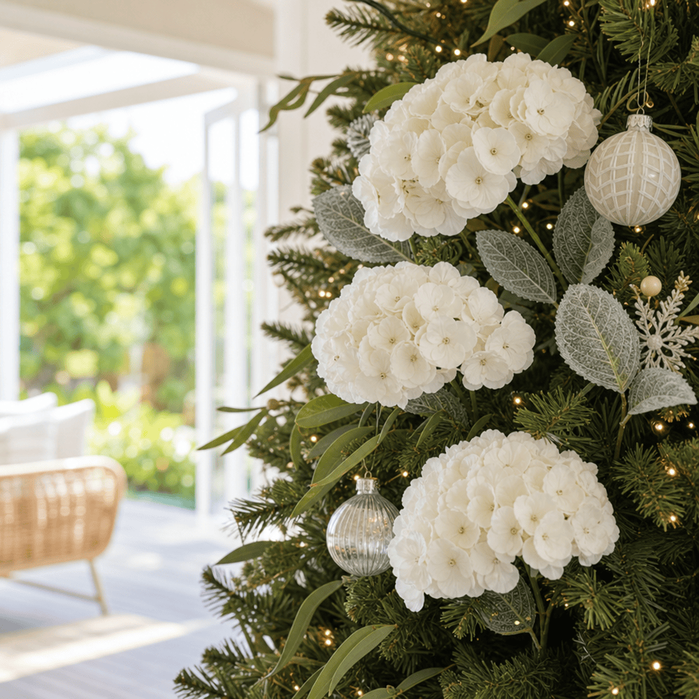 White Snowy Hydrangea Stem (64cm)