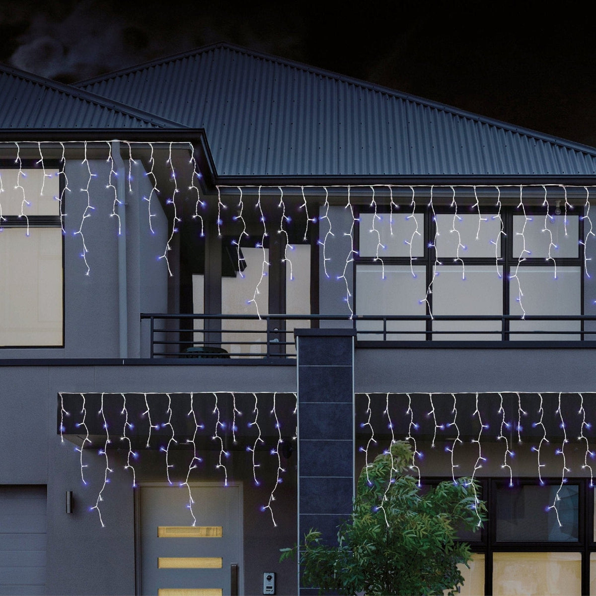 480 LEDs Snowing Cool White and Blue Icicle Lights (11.8m)