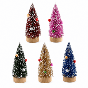 Snowy Bristle Tree with Decos (11cm)