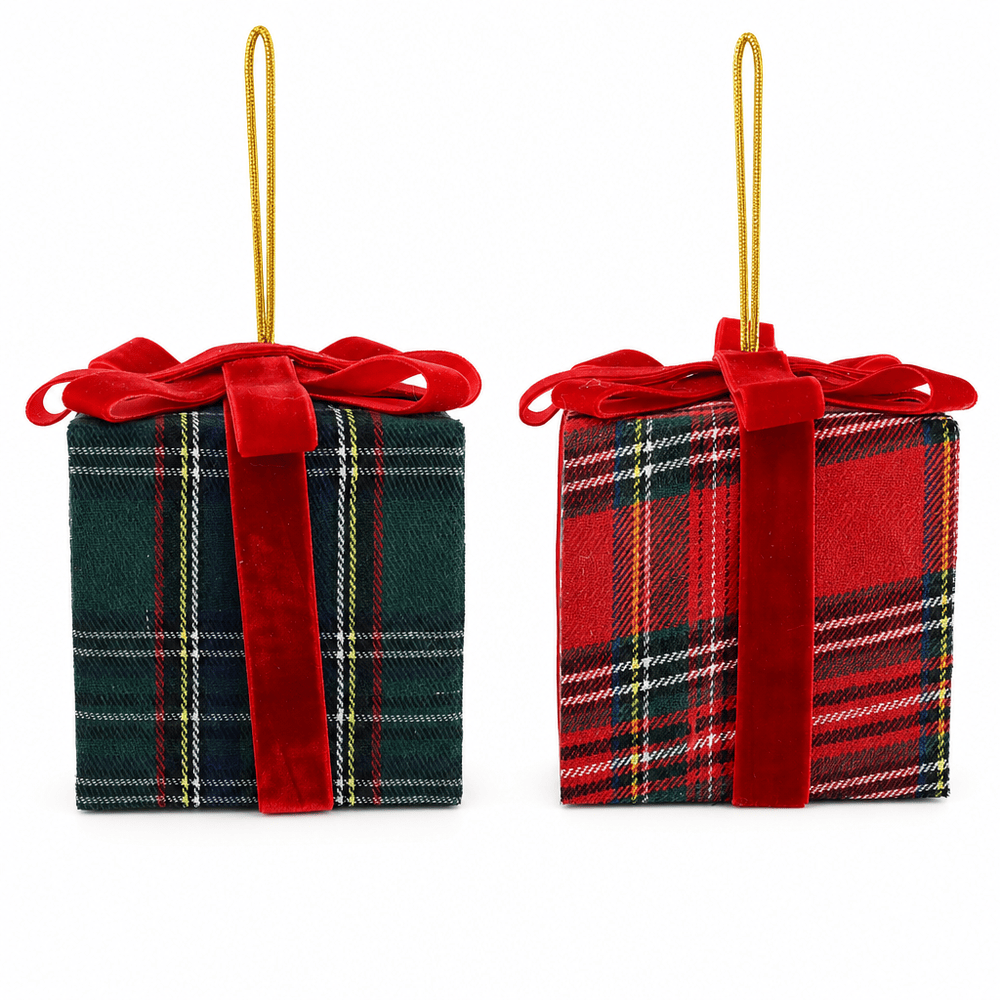 Tartan Present Ornament (10cm)