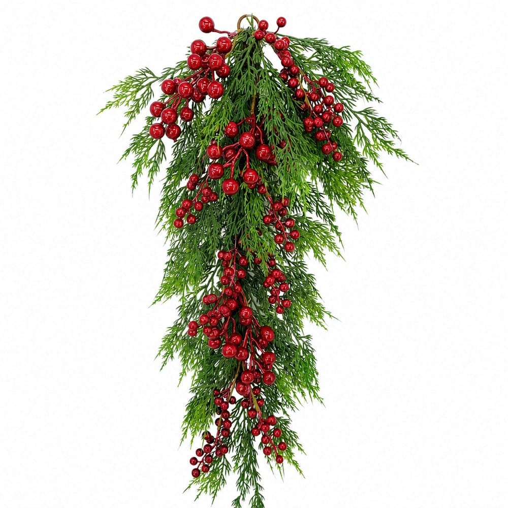 Mixed Berry and Pine Teardrop (71cm)