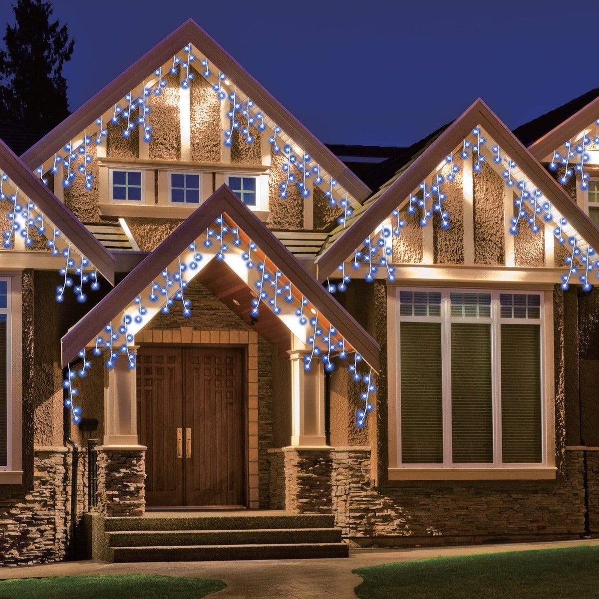 600 LED Icicle Lights 30M - Blue - Christmas World