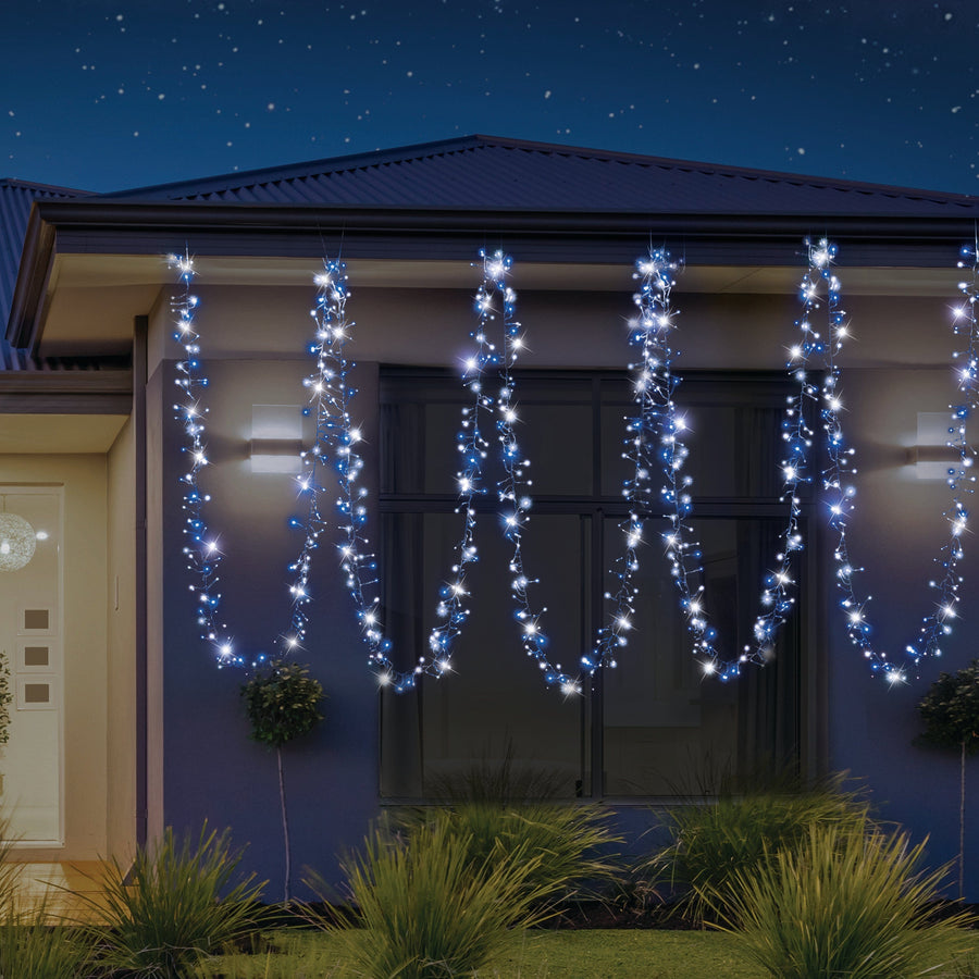 720 LED Cluster Lights Blue and White (10.4m)